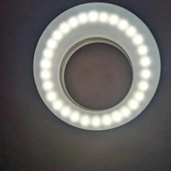 Selfie Ring Light For Cell Phone (EUC) - Picture 6 of 10